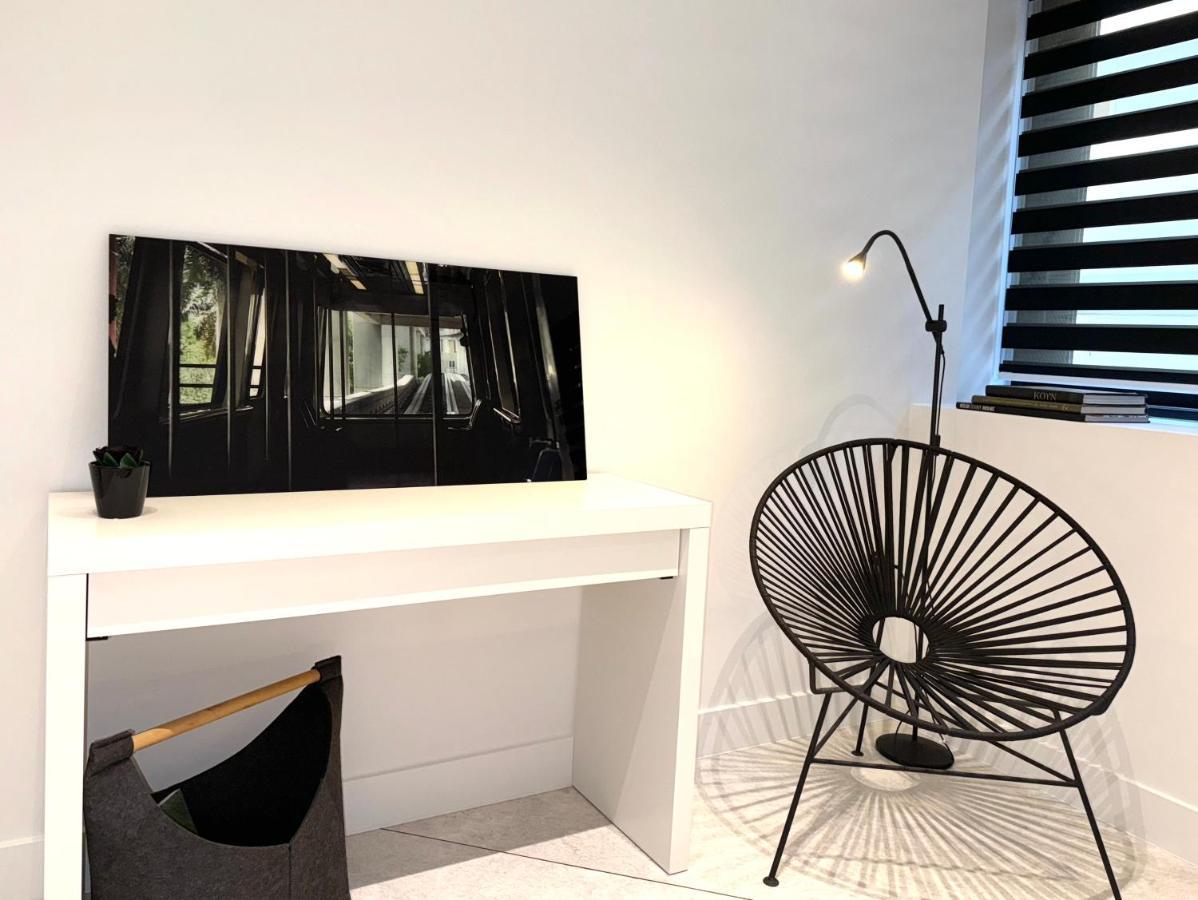 Stylish Central Superior Bedroom In Kolonaki Atenas Exterior foto