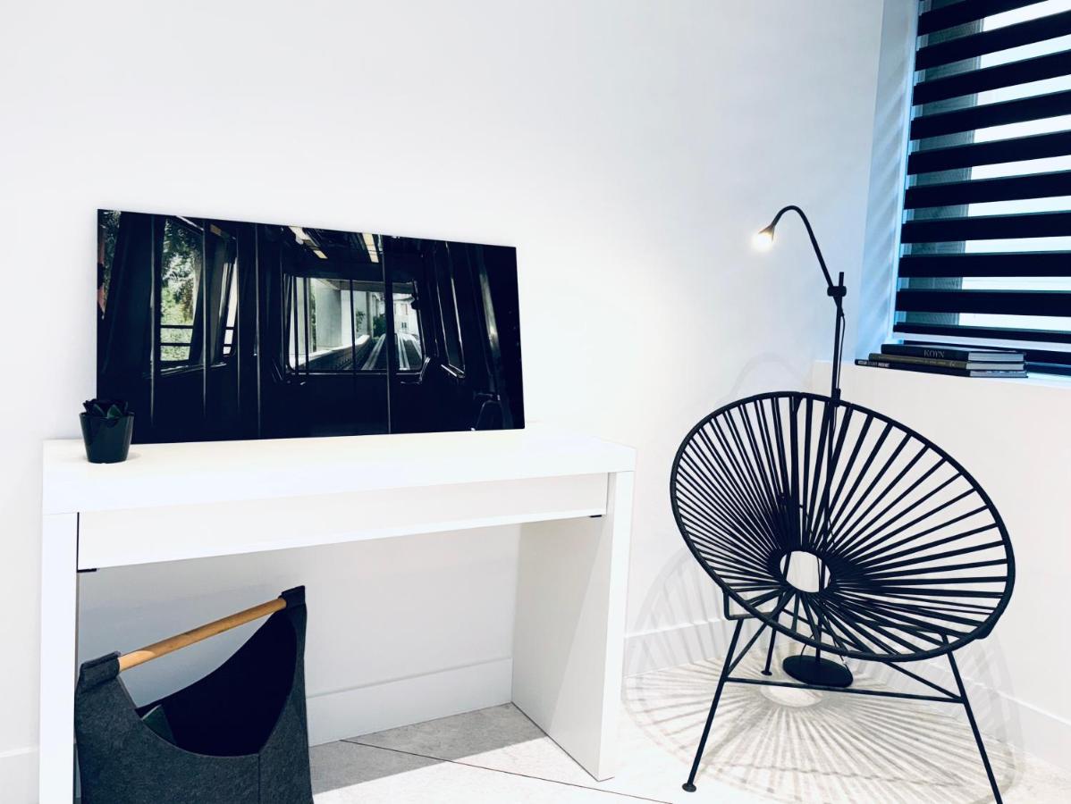 Stylish Central Superior Bedroom In Kolonaki Atenas Exterior foto